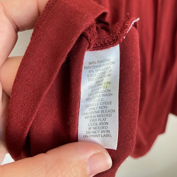 AnnTaylor Loft Beach • Burnt Red Sleeveless Blouse - Picture 7 of 12